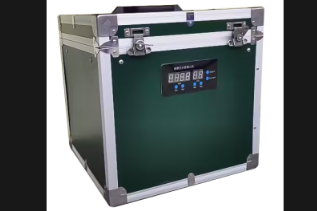 LB-700便攜式現(xiàn)場離心機(jī)